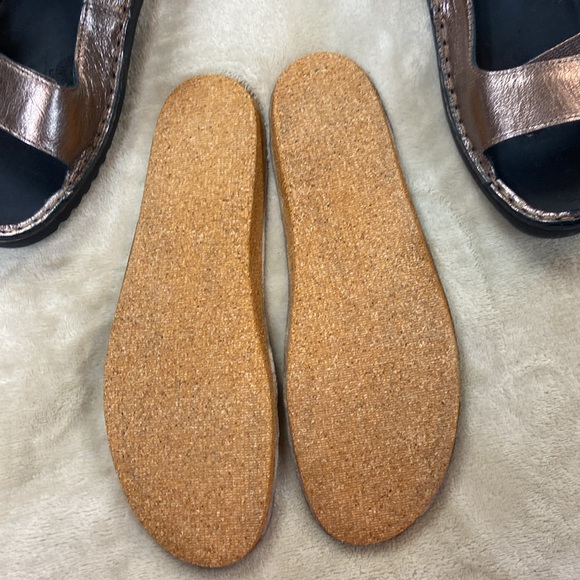 NAOT Hook and Loop Sandals size 41 - Picture 11 of 11